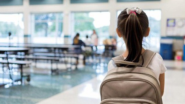 Những điều bố mẹ nên làm để con không còn sợ tới lớp