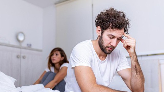 Khi dụng cụ của đấng mày râu 'hóa bún'