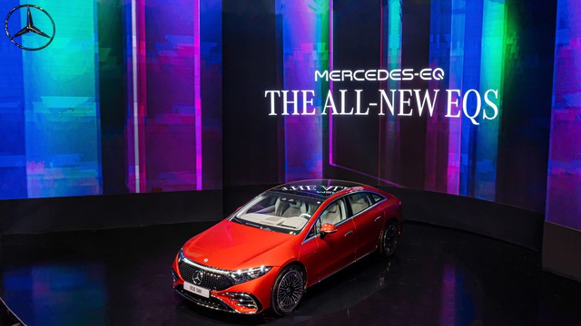 Khai mạc Vietnam Motor Show, Mercedes-Benz giới thiệu xe điện giá 6 tỷ đồng