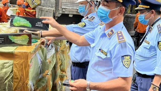 Bình Dương: Phát hiện số lượng lớn shisha nhập lậu, trị giá 9 tỉ đồng