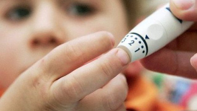 Bé trai 11 tuổi ở Vĩnh Long mắc đái tháo đường nghi do đột biến gen
