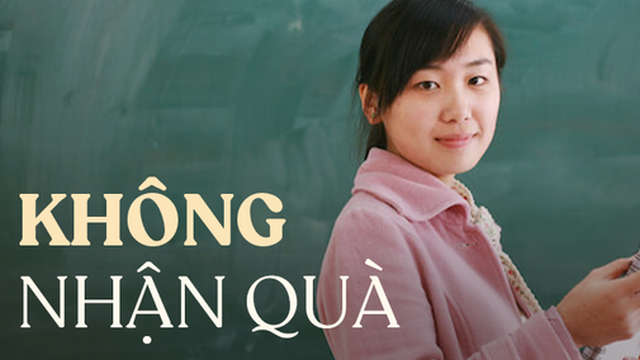 'Không nhận dù chỉ một cành hoa' - tin nhắn bất ngờ của cô giáo khiến bà mẹ ở TP.HCM nghẹn ngào