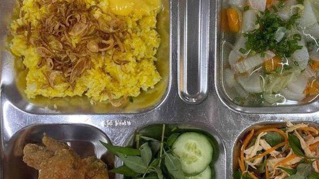 662 ca ngộ độc ở Trường iSchool Nha Trang: Rất nhiều vi khuẩn trong món cánh gà chiên