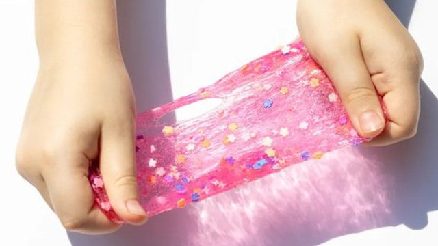 Nhựa biến hóa theo ánh sáng