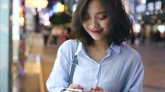 Có một nhóm phụ nữ trẻ giờ chỉ thích tìm "bạn hôn", chứ không muốn tìm bạn trai