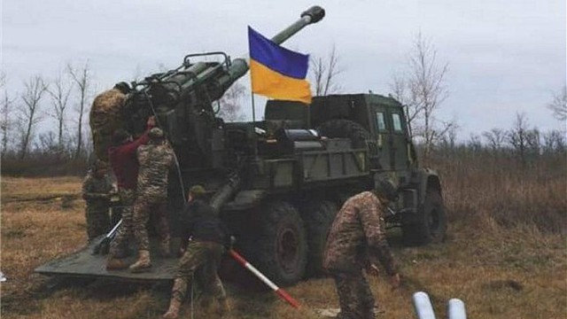 Lựu pháo tự hành nội địa Ukraine sẵn sàng chiến đấu