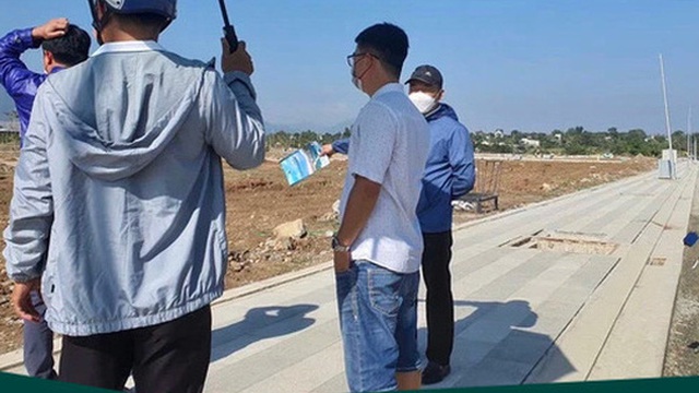 Cuộc đua kiếm tiền tỉ của môi giới bán đất nền tỉnh