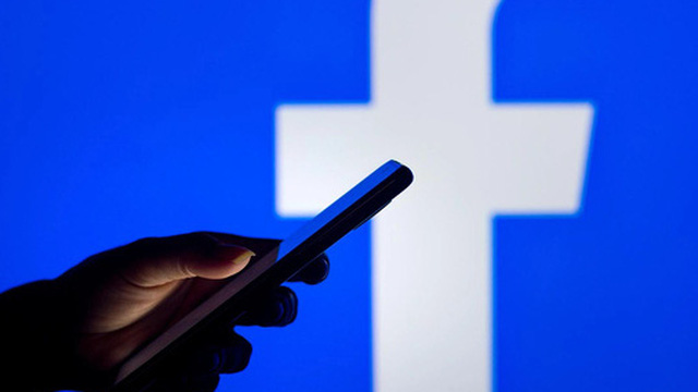 Hàng loạt người dùng Facebook bất ngờ bị khóa tài khoản mà không rõ lý do