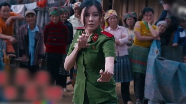 "Thiếu úy Hạ Lam" phim Bão ngầm: Phải nhận lại sự chỉ trích, tôi đau chứ!