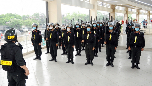 An ninh siết chặt tại sân Mỹ Đình trước trận chung kết
