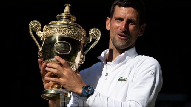 Djokovic vô địch Wimbledon vẫn rơi xuống hạng 7 thế giới