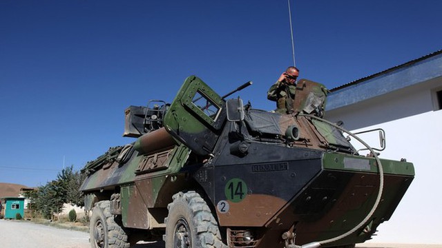 Pháp viện trợ xe thiết giáp lỗi thời, hy vọng Ukraine đánh bại quân đội Nga
