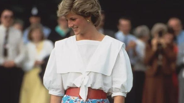 Công thức phối chân váy thanh lịch của Công nương Diana, bao năm vẫn không lỗi mốt