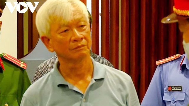 Cựu Chủ tịch và Cựu Phó Chủ tịch UBND tỉnh Khánh Hòa tiếp tục bị truy tố