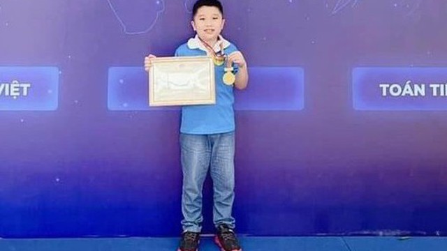 Thí sinh Việt Nam duy nhất đoạt điểm tuyệt đối SIMOC 2022 là nam sinh Phú Thọ