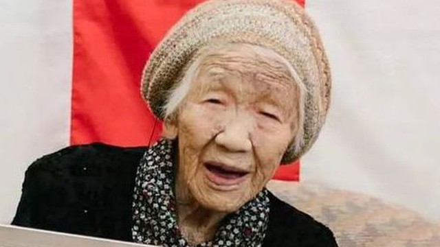 Bí quyết sống trường thọ của cụ bà cao tuổi nhất thế giới: Uống Coca!