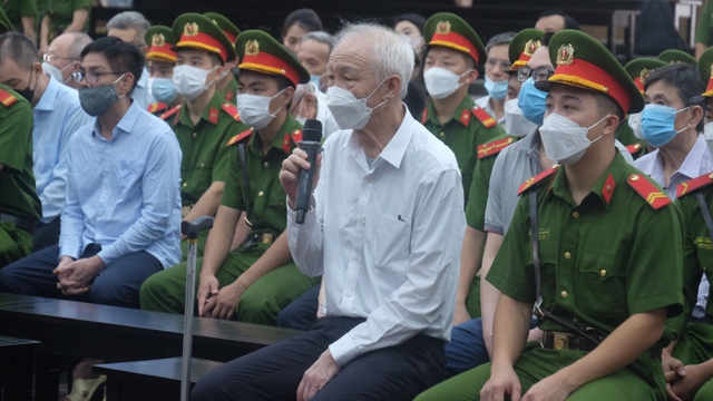 Cựu Chủ tịch Tổng Công ty Bình Dương chuyển hai khu đất "vàng" về tay con rể như thế nào?