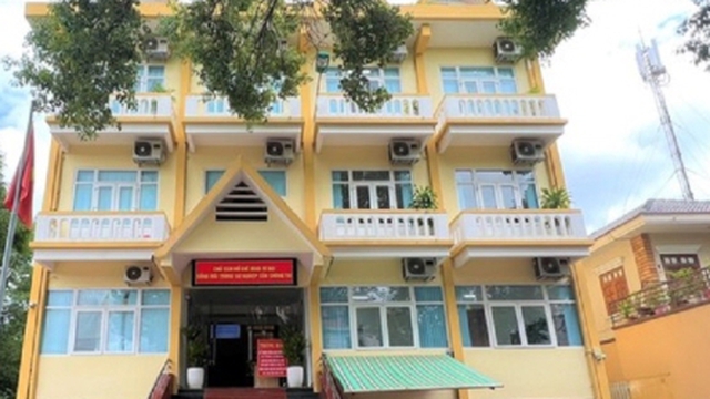 Phó giám đốc ban quản lý dự án ở Đắk Lắk giả hồ sơ để thi chứng chỉ hành nghề
