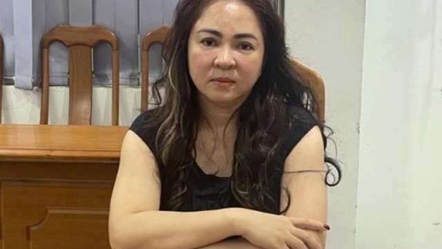 Tiếp tục tạm giam thêm 19 ngày với bà Nguyễn Phương Hằng