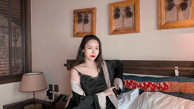 Nhan sắc đời thực gợi cảm không kém trên phim của Diễm Hương 'Gara hạnh phúc'