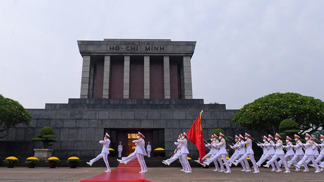 Trang nghiêm Lễ thượng cờ mừng Quốc khánh trên Quảng trường Ba Đình