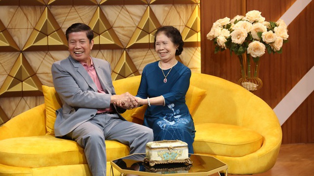 Thuận vợ thuận chồng: Đình Toàn trầm trồ trước câu chuyện tình yêu của thời “ông bà ta”