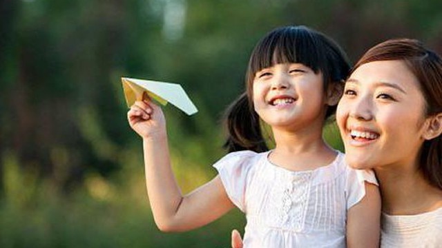 Chuyên gia tâm lý nổi tiếng: Lời nói của cha mẹ là "thước đo" sự thành công của con cái