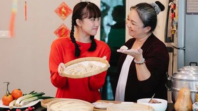 Câu hỏi khó ngày Tết "Bao giờ cưới", "Khi nào có con": Thay vì bực tức, người khôn ngoan biết đối đáp khiến đối phương không dám hỏi lần 2