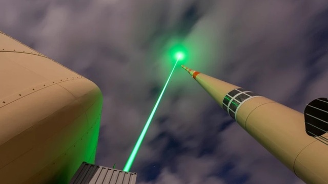 Các nhà khoa học lần đầu tiên dùng laser 'dẫn đường' tia sét