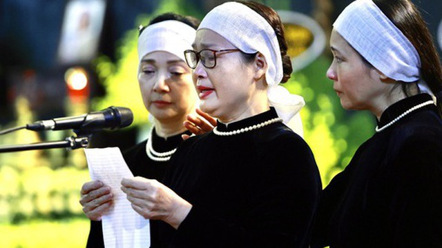 Lễ đưa tiễn NSND Trần Tiến: 'Hãy nhớ đến tôi một Trần Tiến thế thôi'