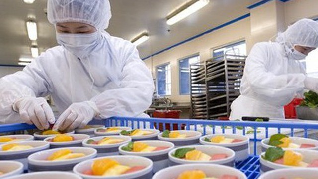 Công ty bán đồ ăn máy bay có lãi trở lại sau 2 năm thua lỗ liên tiếp