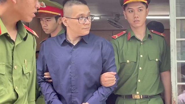 "Cậu IT" Nhâm Hoàng Khang lãnh án dù không chịu nhận tội
