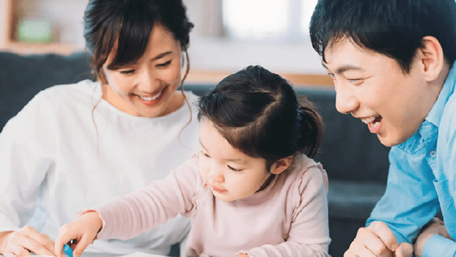Tiến sĩ Harvard: Muốn con thông minh nhanh nhạy, cha mẹ hãy là “người làm vườn” khéo léo và làm thêm 4 việc sau
