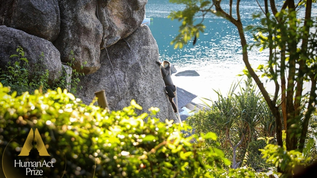 Theo chân 'mẹ voọc' và thợ lặn lên rừng, xuống biển ở Six Senses Ninh Van Bay