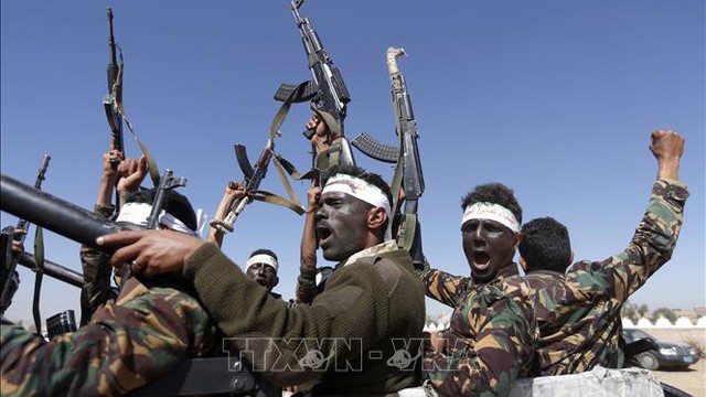 Lực lượng Houthi ở Yemen tuyên bố sẽ tấn công tất cả tàu thuyền của Israel