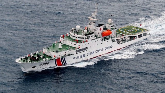Philippines tố hải cảnh Trung Quốc chĩa laser cản trở tàu tiếp tế