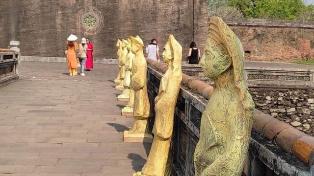 Tùy tiện… 'tạm thời' ở Đại nội Huế