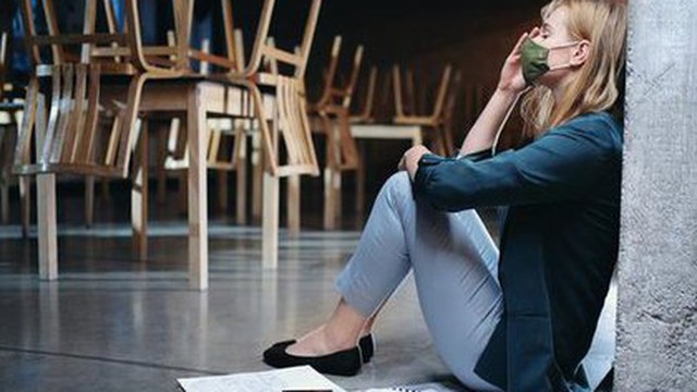 Chuyên gia tâm lý học: Sợ thất nghiệp là một trong những điều tôi cảm thấy nuối tiếc nhất trong những năm 20, 30 tuổi