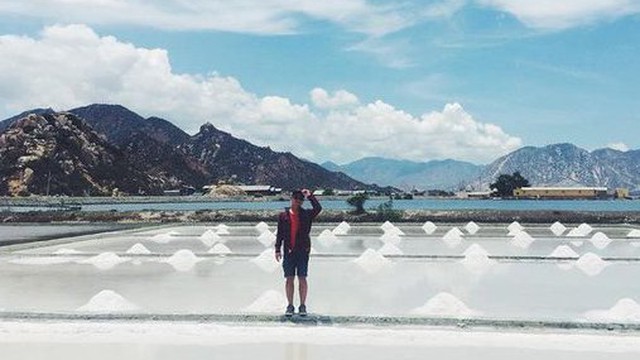 Tỉnh nào ở nước ta có tên gọi nghĩa là 'xóm nghèo làm nghề chài lưới'?