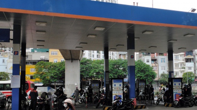 Giá xăng dầu điều chỉnh 7 ngày 1 lần: Không tính kỹ vẫn khó sát với giá thị trường