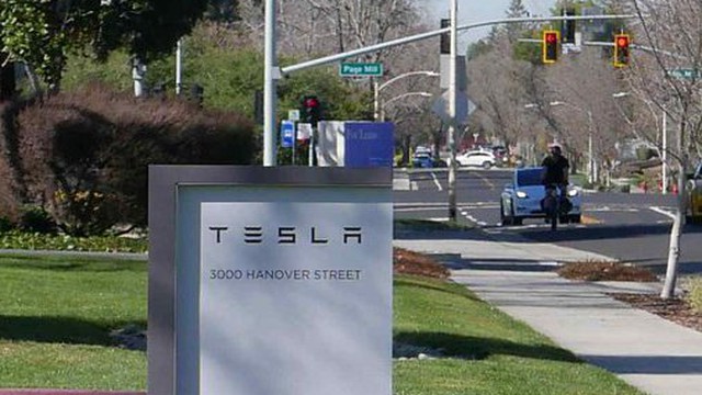 Tesla gia nhập cuộc đua nhân tài AI tại Thung lũng Silicon