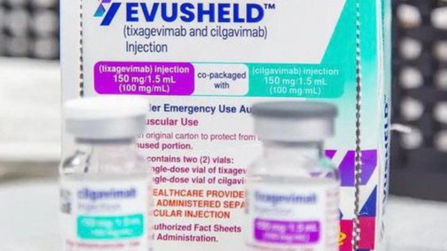 Vì sao Việt Nam vẫn cho dùng thuốc Evusheld dự phòng COVID-19?