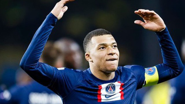 Ghi bàn, Mbappe bắt kịp kỷ lục của Cavani