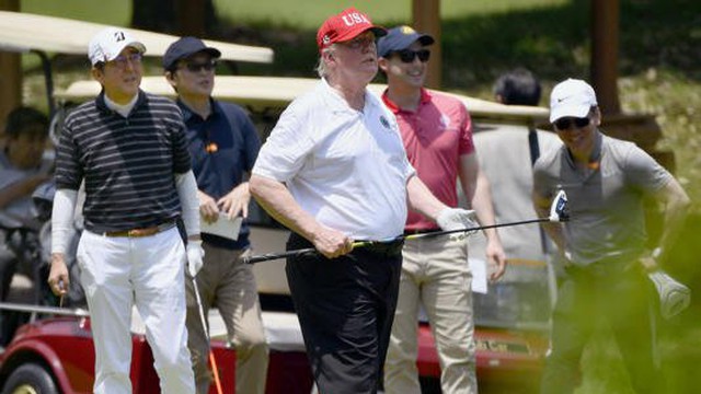 Gia đình ông Donald Trump giữ riêng hàng trăm quà tặng nước ngoài