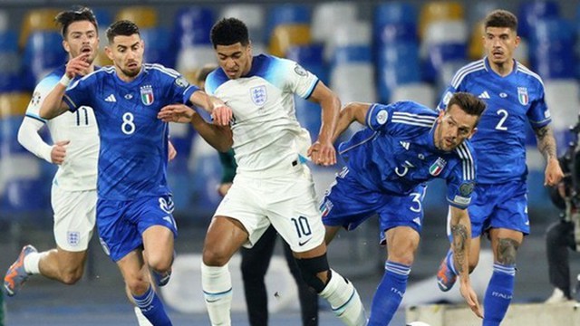 Italia và nỗi đau sau ánh hào quang
