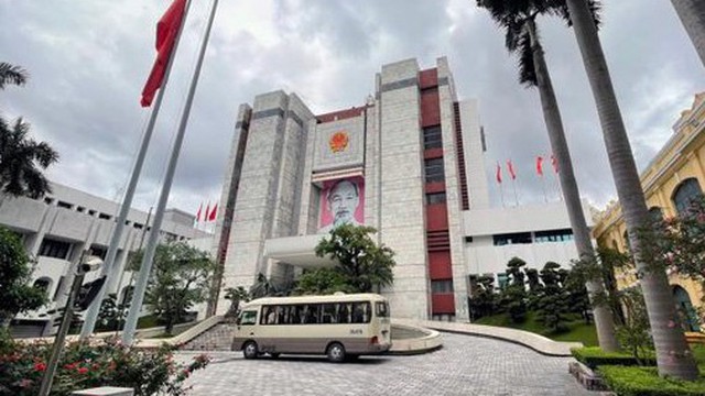Bầu thêm một Phó Chủ tịch Hà Nội