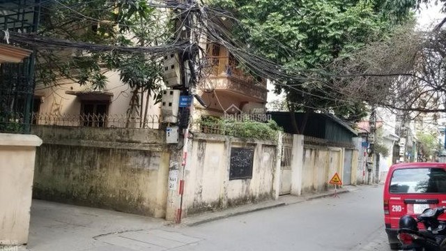 Sự thật ngã ngửa đằng sau thông tin môi giới chào bán nhà đất giữa trung tâm Hà Nội giá hơn 1 tỷ, ô tô đỗ cửa