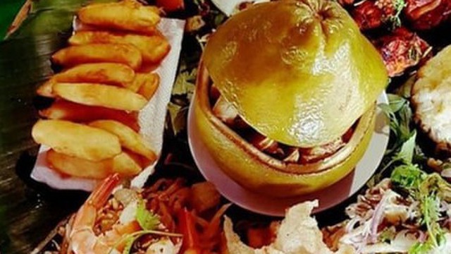 Đến Đồng Nai phải thử món ăn gà hấp bưởi, bình dị mà thơm ngon khó cưỡng