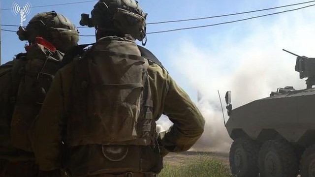 Israel nhận xe bọc thép miễn nhiễm với vũ khí diệt tăng