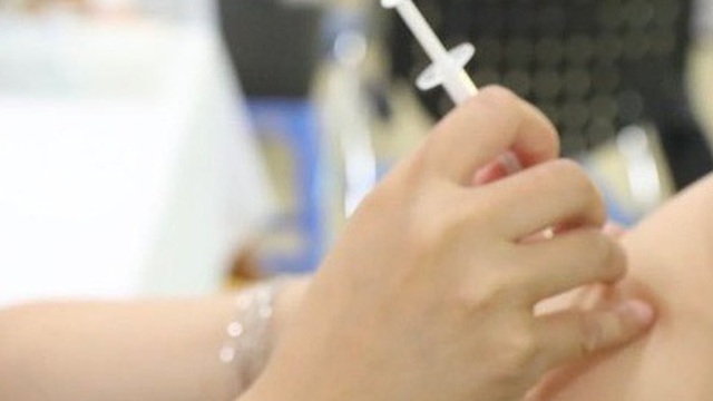 ĐBQH: Đề nghị ngừng nghiên cứu, sản xuất vaccine COVID-19 tại Việt Nam